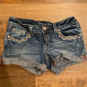 Grace in la shorts size 27